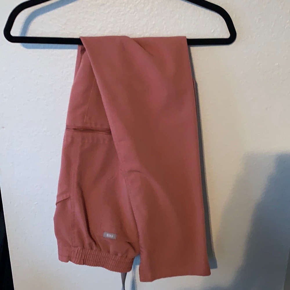 FIGS Yola Tall Skinny Mauve scrub pants